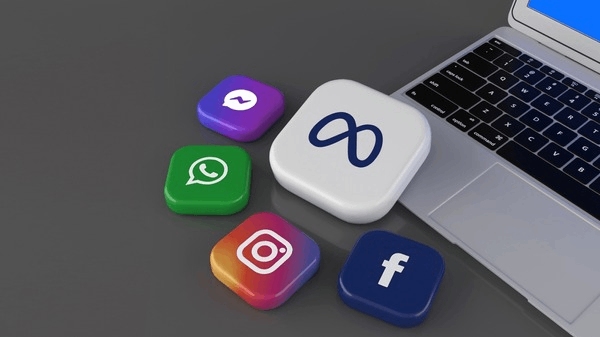 Facebook账号帖子发布界面